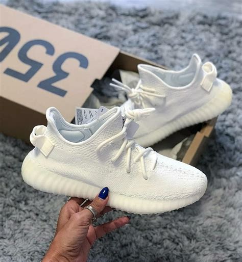 adidas yeezy weiß herren|yeezy shoes for men.